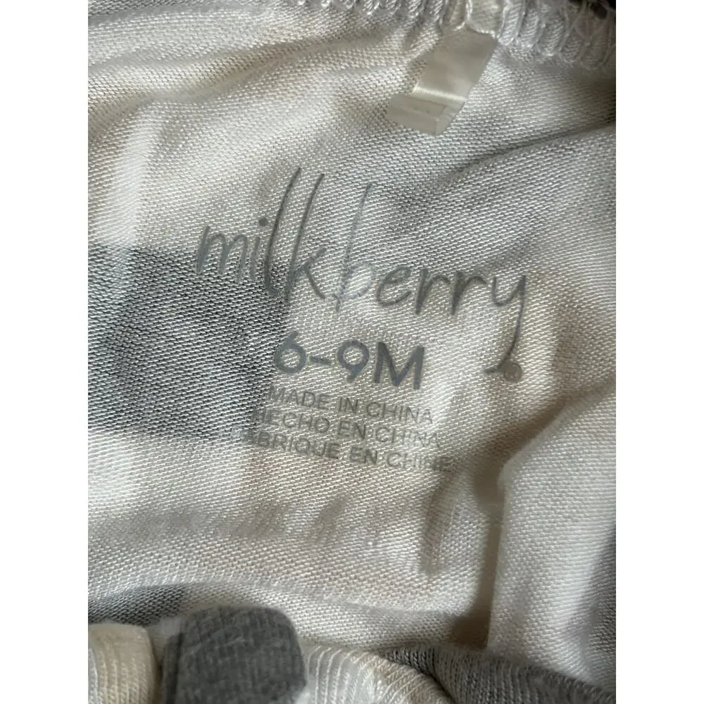 Milkberry Checkered Footie Pajamas (Beige / Cream) - 6-9 Months